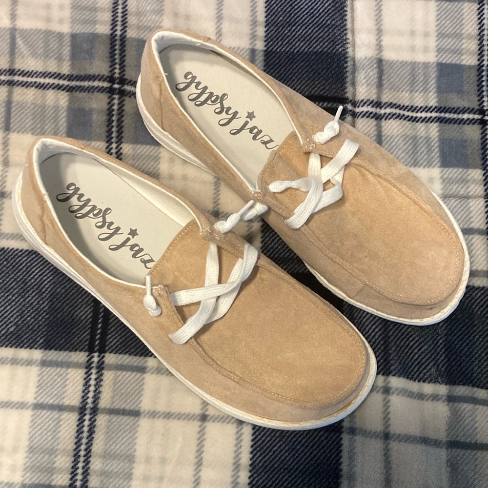 Gypsy Jazz Tan Loafers Slip-Ons Casual - Picture 2 of 7